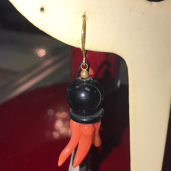 Loffredo 18k gold onyx coral octopus earrings - Picture 4 of 8